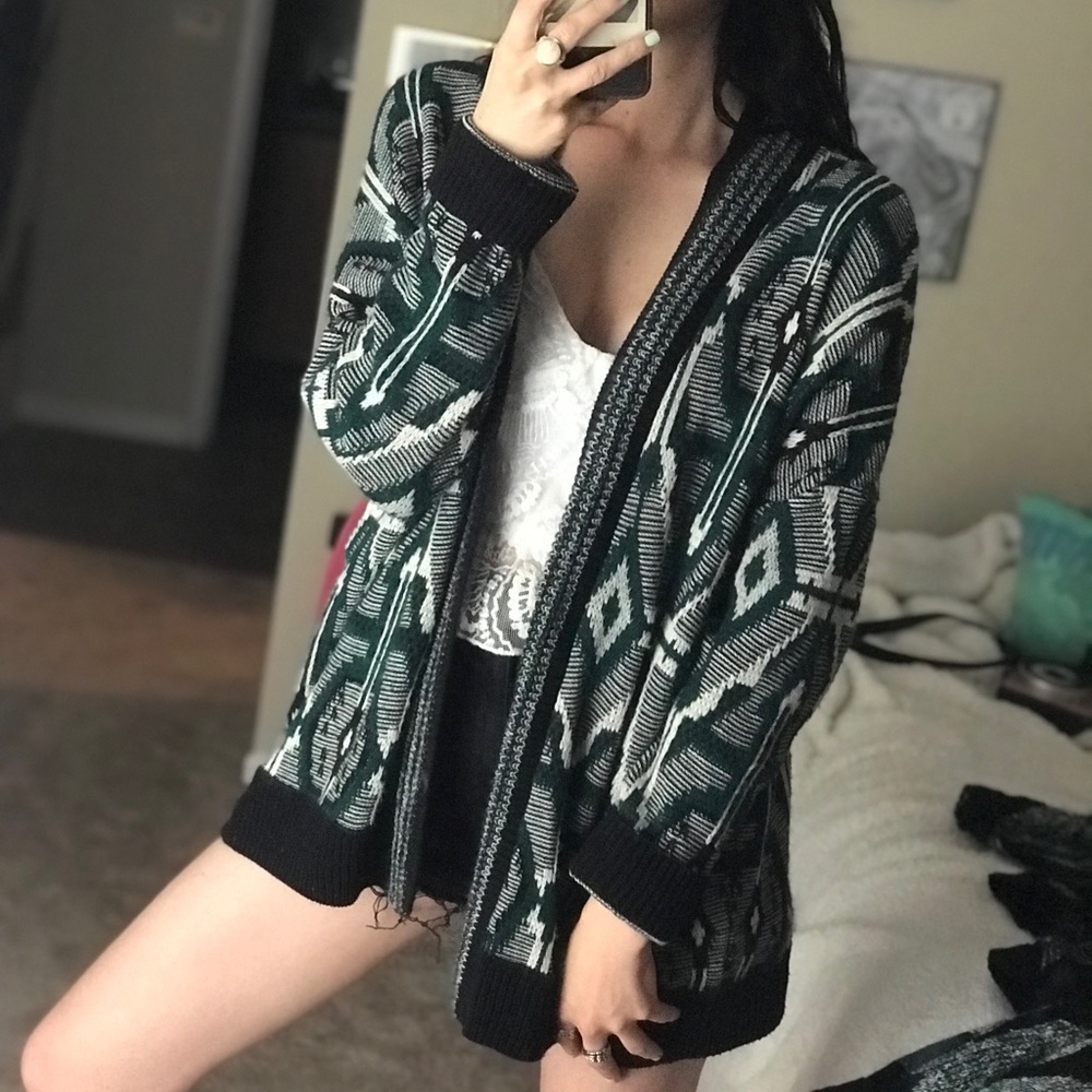 GREEN CHUNKY CARDIGAN